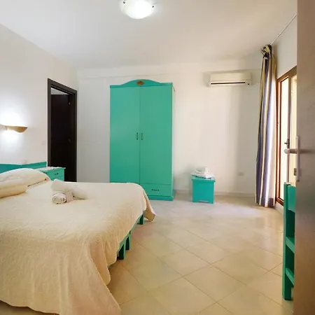 Noa's * Sant'Anna Arresi